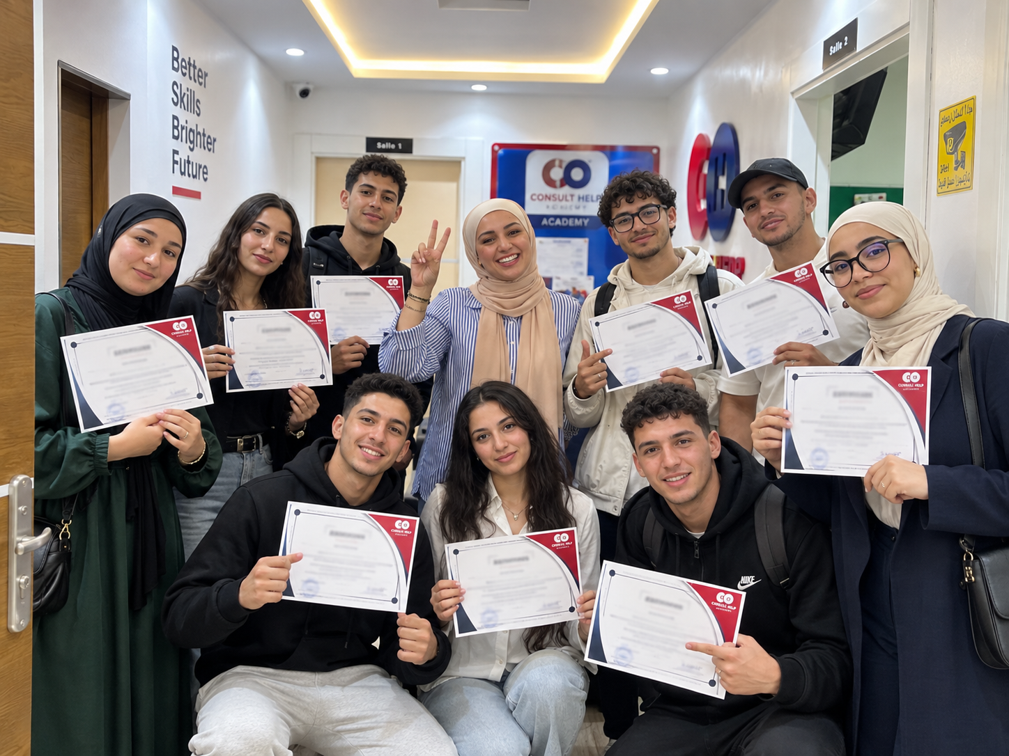 Nos lauréats après la remise des certificats